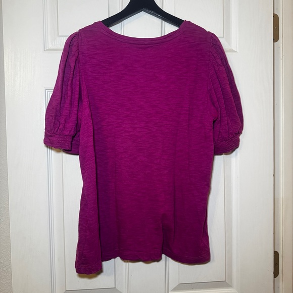 Chico's | Women’s Fuchsia Blouse with Puff Sleeves - Chico’s Size 2 (L) - Picture 3 of 4